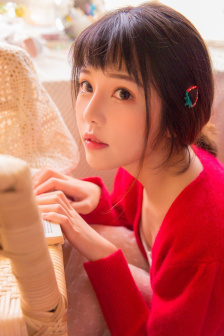 吃下去啊～咬那个小痘痘
